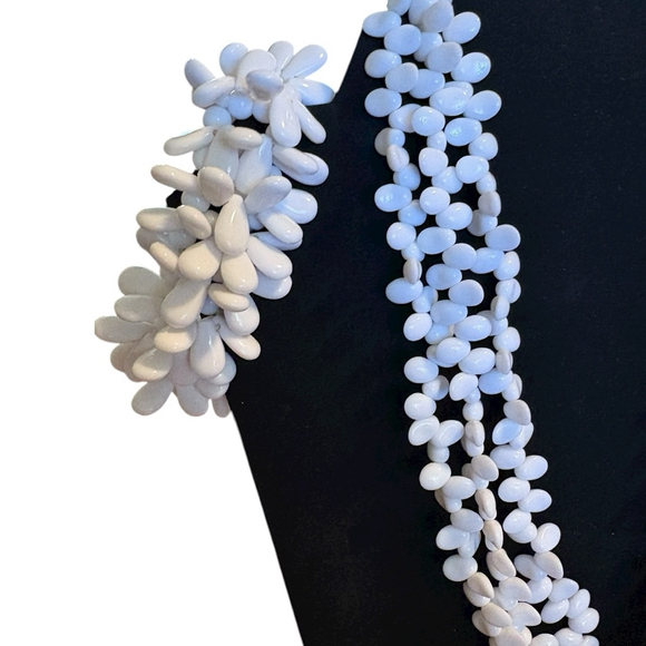 Vintage Fila White Beaded Statement Necklace and Bracelet Set - Picture 6 of 6